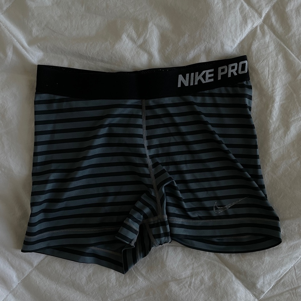 Nike Pro Shorts Medium